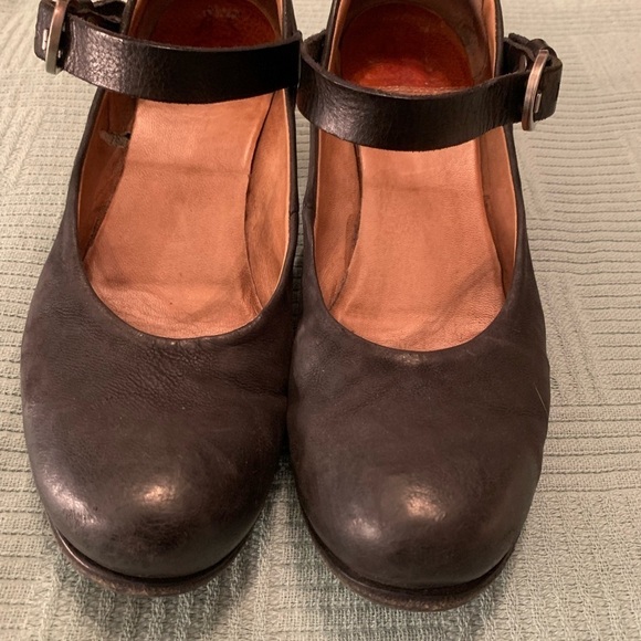 Mary Janes ladies heels - Picture 5 of 5